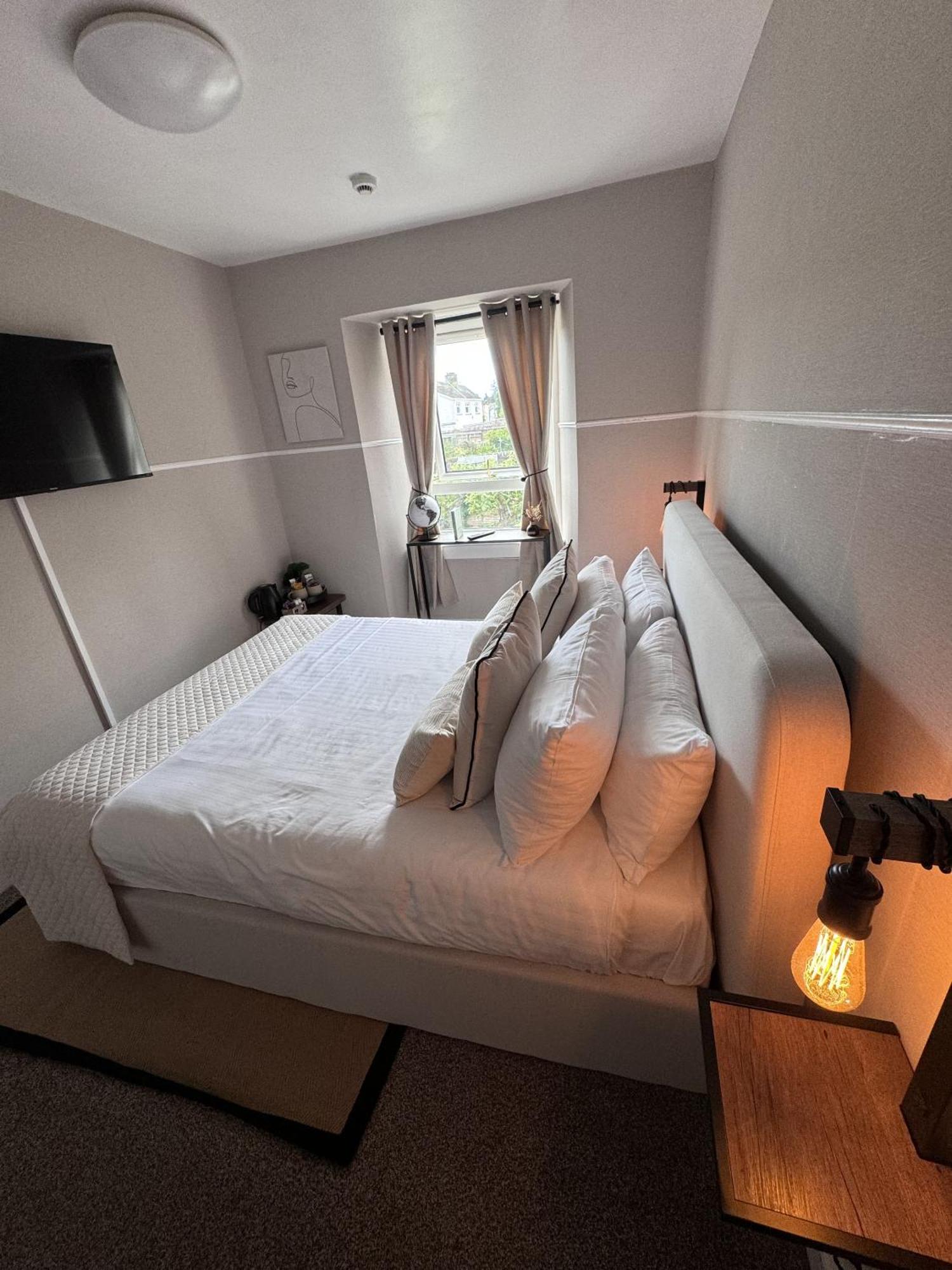 The Glendevon Hotel Auchterarder